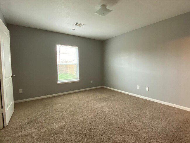 Building Photo - 20506 Humble Brook Dr
