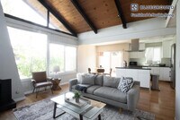 Building Photo - 15 Cassandra Way