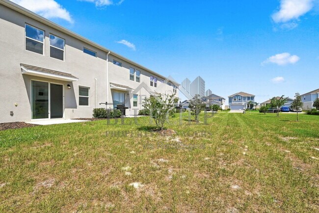 Building Photo - 2634 Runners Cir