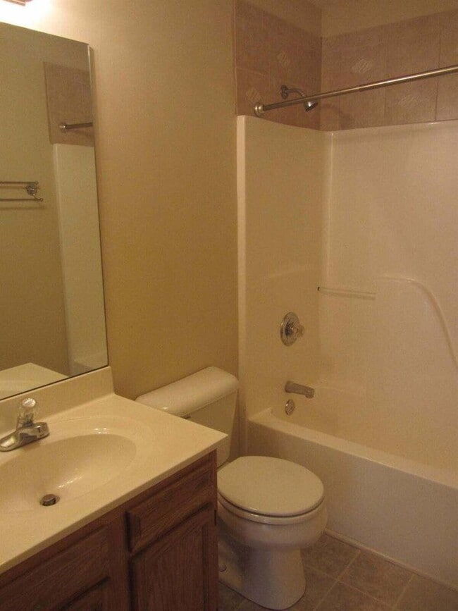 Building Photo - 2144 Market Garden Ln
