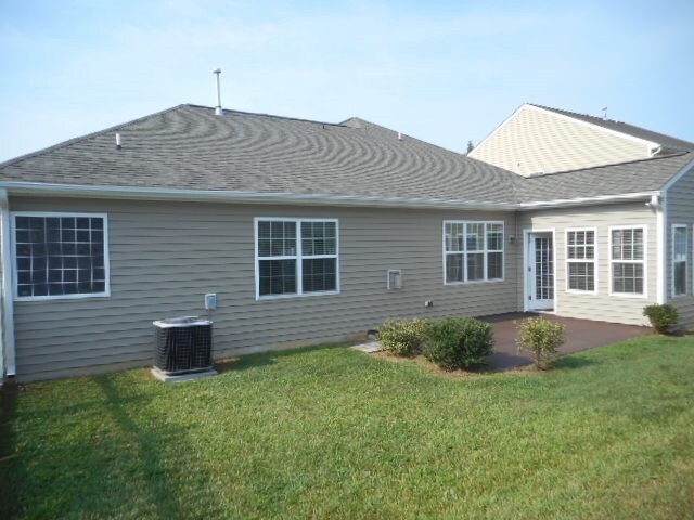 Building Photo - 5279 Crosswinds Rd