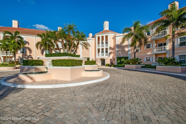 Building Photo - 5680 Jimmy Buffett Mem Hwy