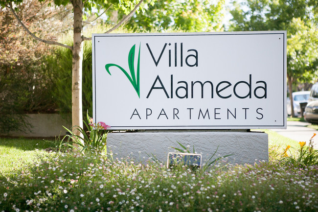 Building Photo - Villa Alameda Apartments