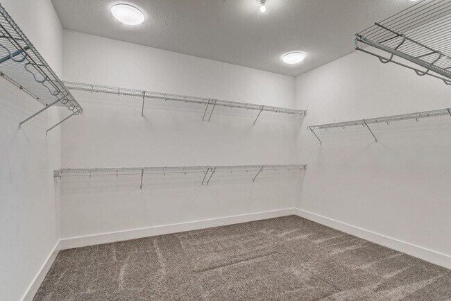 Building Photo - 1205 Faulkner Ter