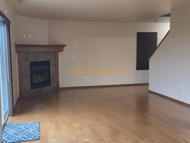 Building Photo - 9912 198th Ave Ct E