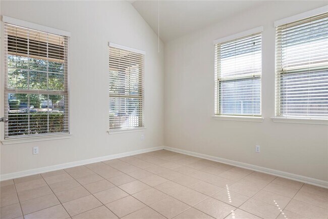 Building Photo - 2925 Scout Pony Dr