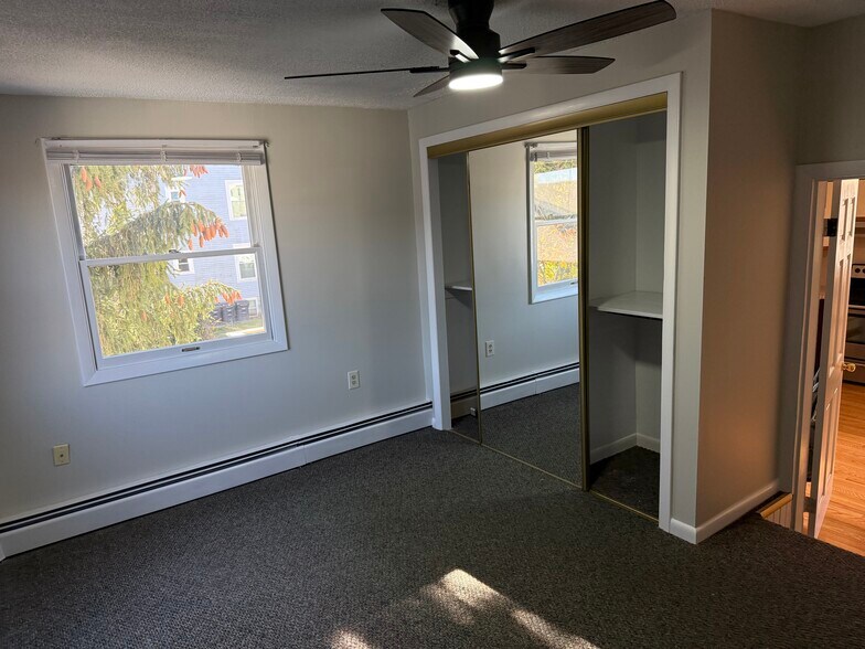 Building Photo - 44 Highland St