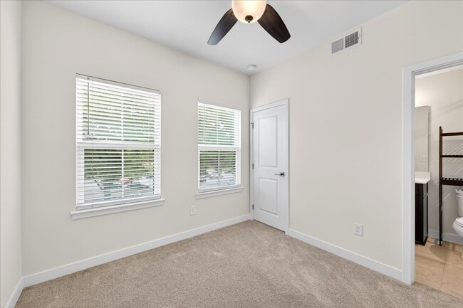 Building Photo - 530 Billingsley Rd