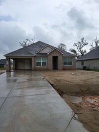 Building Photo - 18196 Fox Hollow Loop