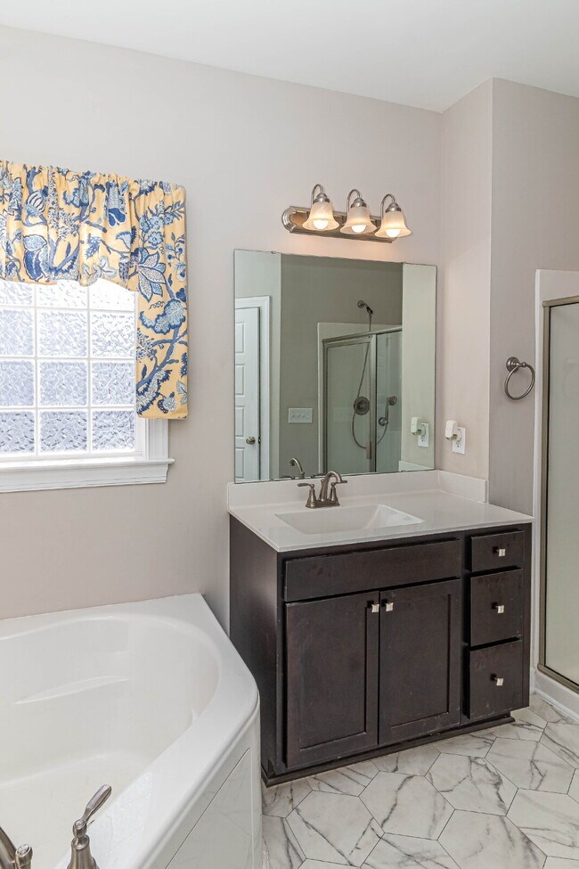 Building Photo - Immaculate 3 BR | 2 BA Ranch Home in Goldsboro *Rosewood School District*