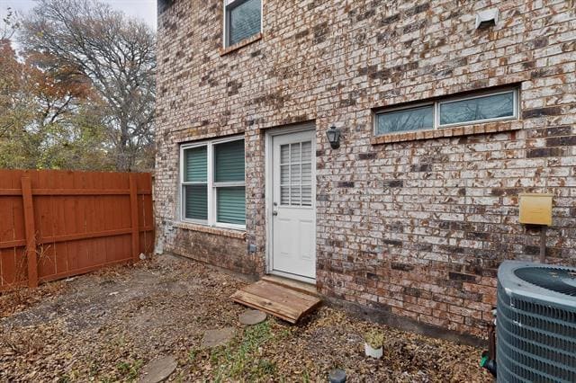 Building Photo - 3925 Brandon Park Dr