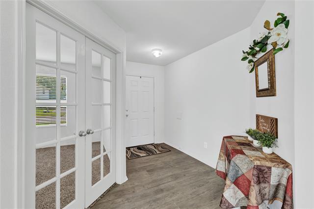 Building Photo - 520 Del Mar Dr