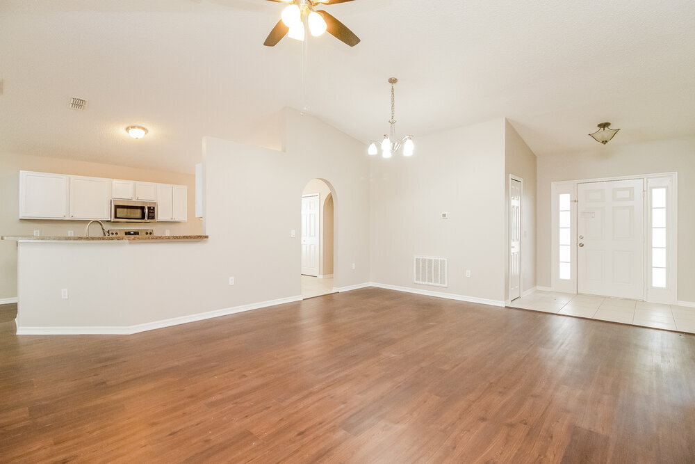 Building Photo - 13825 Econ Woods Ln