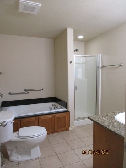 Building Photo - 937 Oak Crossing Dr