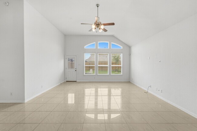 Building Photo - 4703 Goldeneye Dr