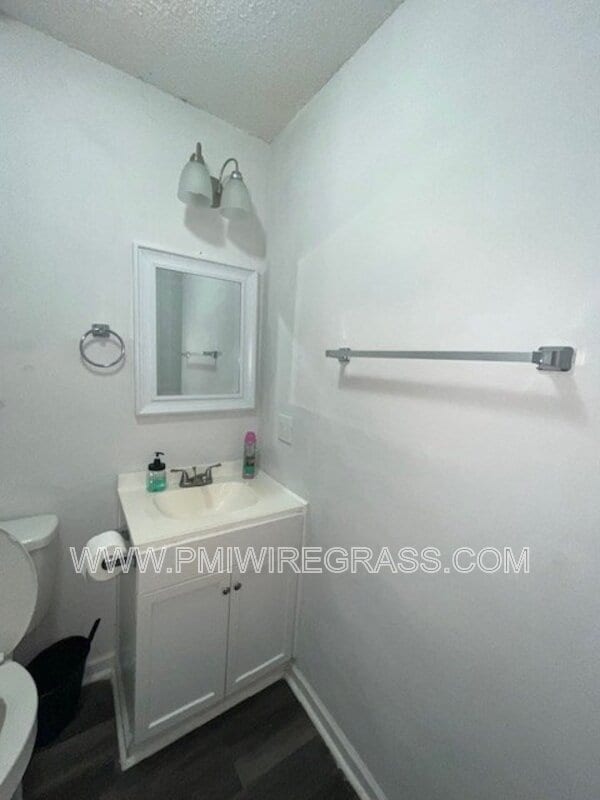 Building Photo - 24 Old Mcray Mill Rd