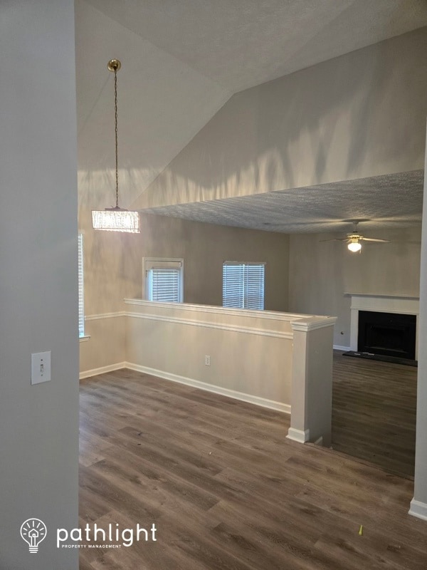 Building Photo - 715 Compton Lane