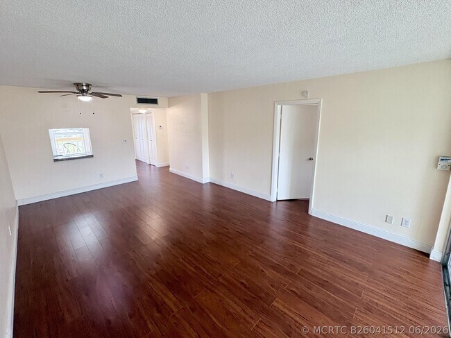 Building Photo - 6070 NW 64th Ave