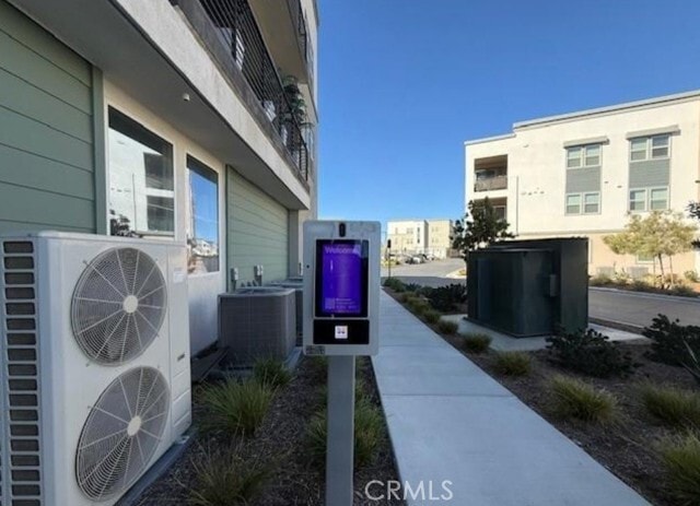 Building Photo - 27410 N Merlin Pl