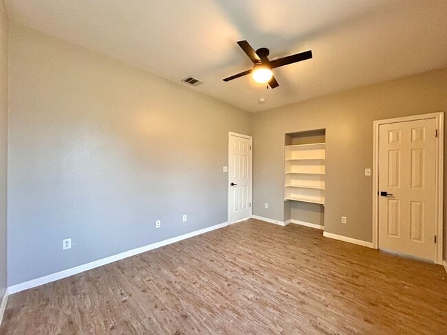 Building Photo - 5716 Westgate Boulevard-A