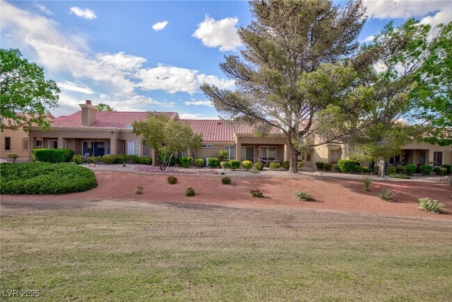 Building Photo - 8901 Litchfield Ave