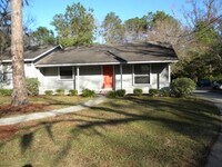 Building Photo - 1604 Carolwood Ct