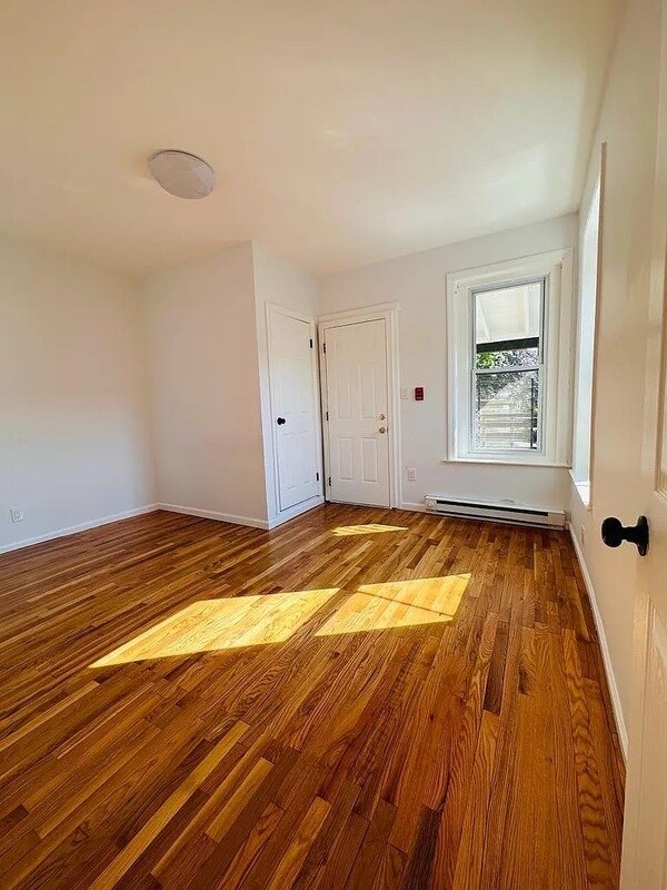 Building Photo - 6757 Germantown Ave