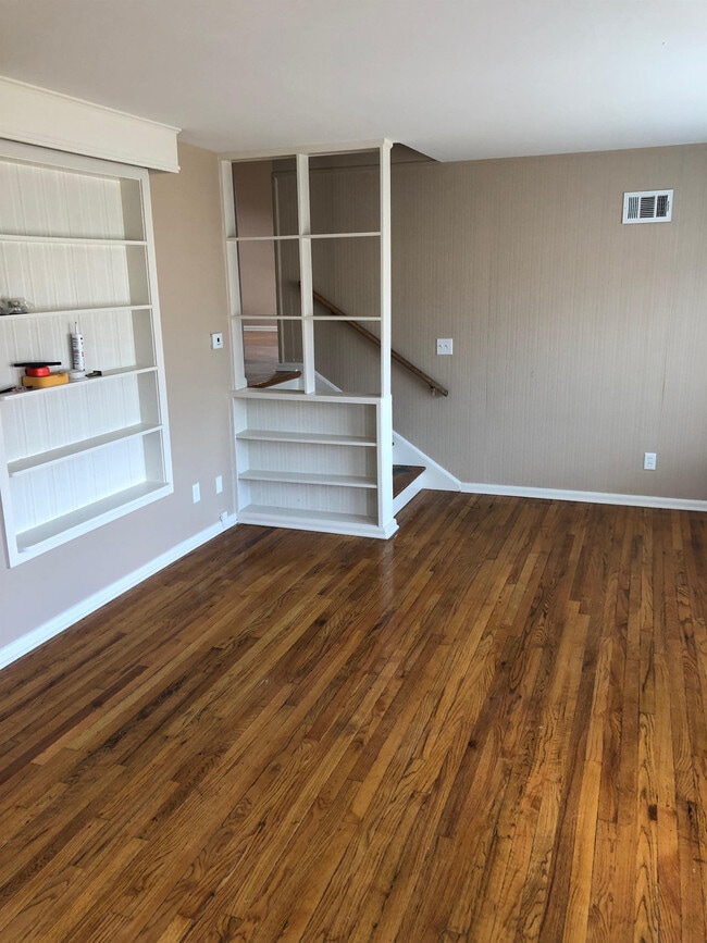 Building Photo - 6506 N 36th St