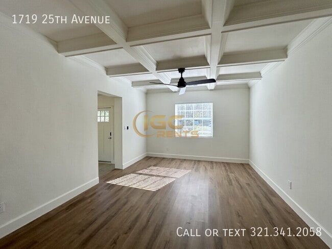 Building Photo - 1719 25th Ave