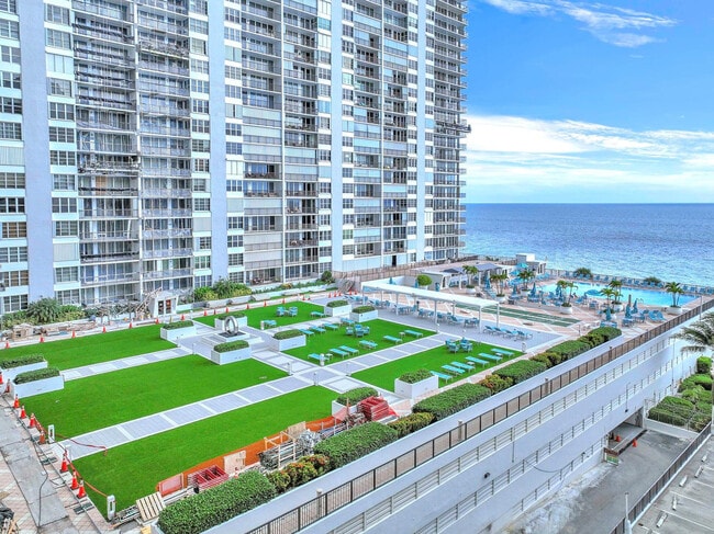 Building Photo - 4280 Galt Ocean Dr