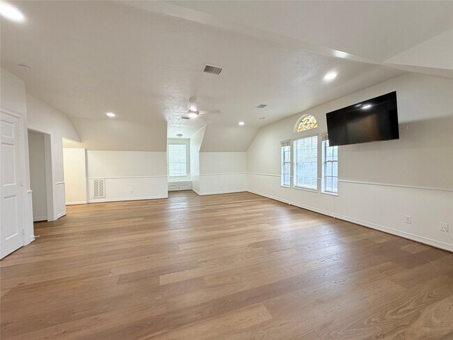 Building Photo - 25047 Northampton Forest Dr