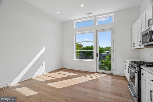 Building Photo - 4308 Georgia Ave NW