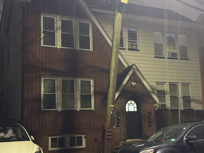 Building Photo - 108-110 Grand Ave.