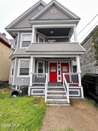 Building Photo - 1046 Delamont Ave