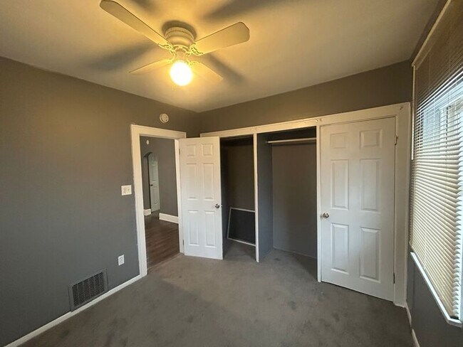 Building Photo - 3808 Kenker Pl