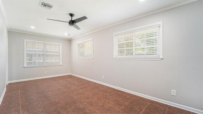 Building Photo - 4537 Sanford Rd