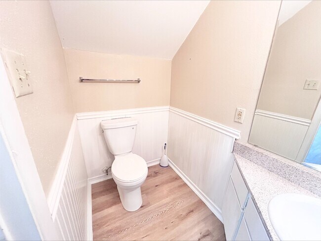 Building Photo - 18800 Egret Bay Blvd