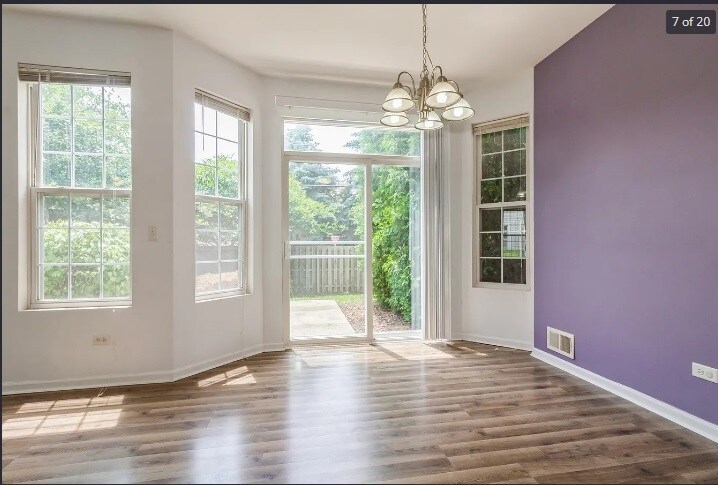 Building Photo - 4924 Montauk Dr
