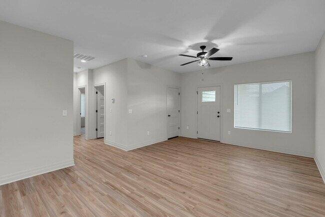 Building Photo - 1719 Jase Ct
