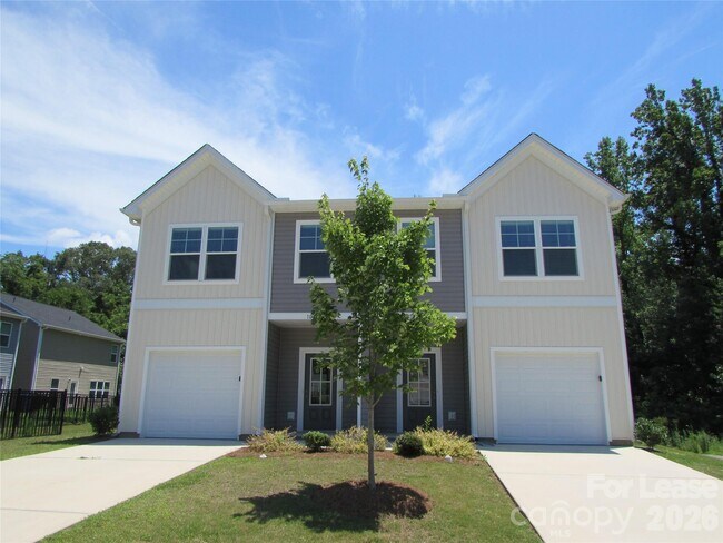 Building Photo - 107 Blakeslee Ct