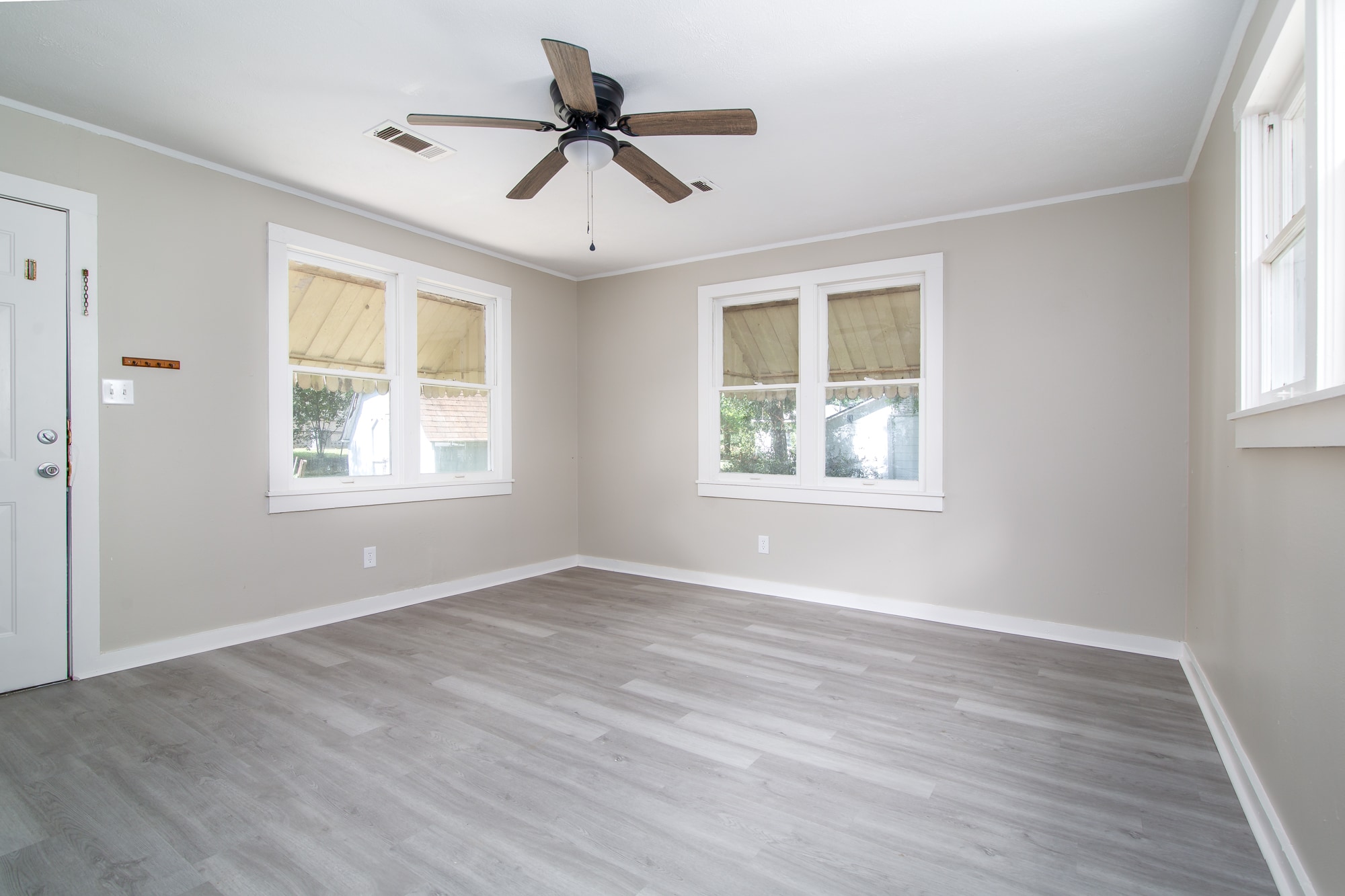 Building Photo - 503 Webster St