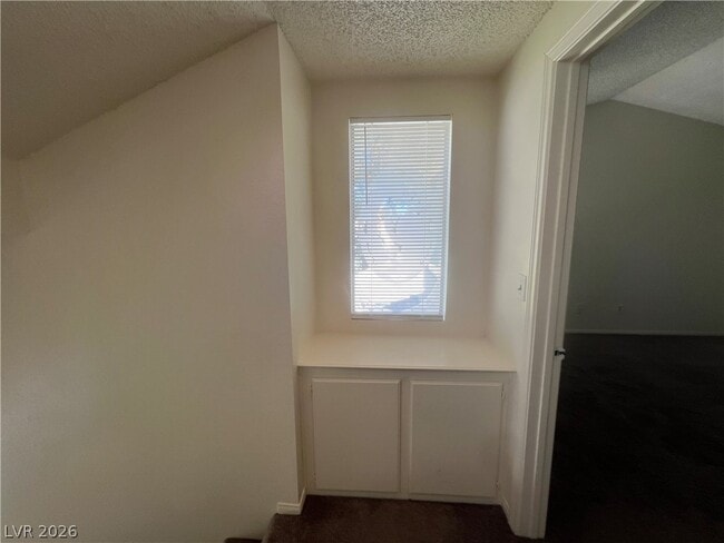 Building Photo - 8940 Clairton Ct