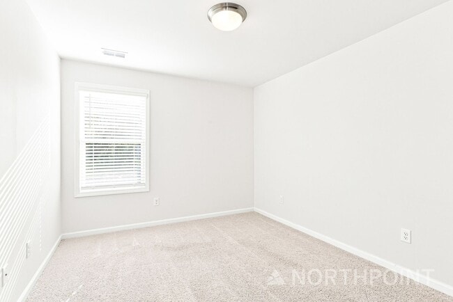 Building Photo - 3740 Yorkshire Pl