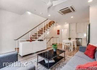Building Photo - 1 br, 1 bath House - 130 Carnahan St