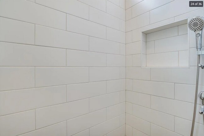 Building Photo - 113 N Ciderbluff St