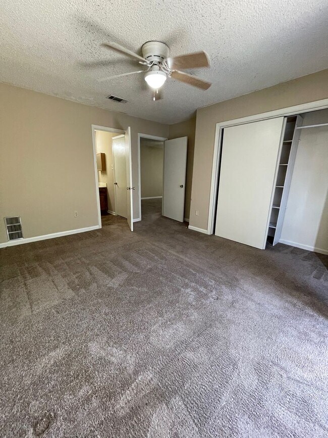 Building Photo - n44shen