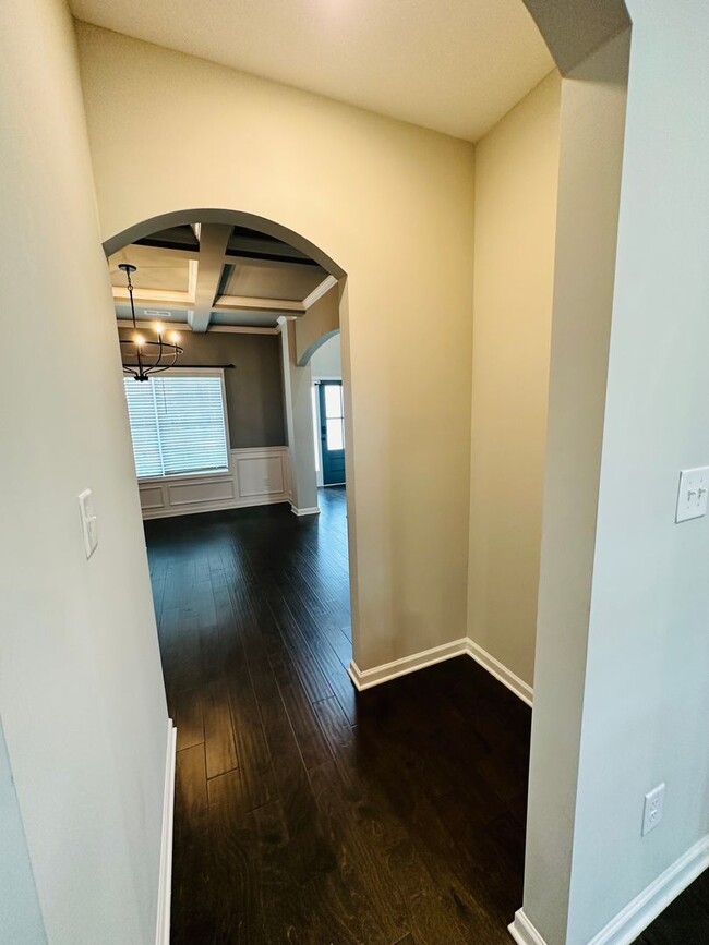 Building Photo - 206 Pearl Moss Ln