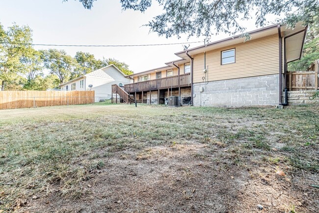 Building Photo - Please View 3D Virtual Walk-Through Before...