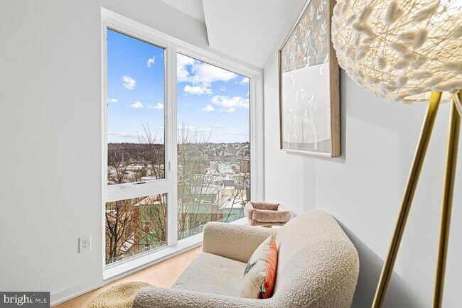 Building Photo - 237 Krams Ave