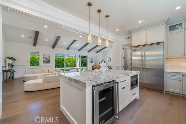 Building Photo - 20701 Dumont St